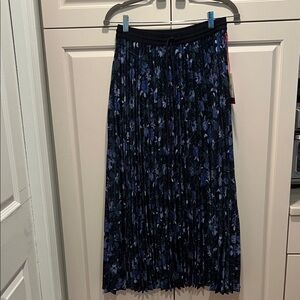 Floral Pleated Skirt - Blue and Black